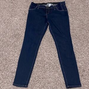 Liz Lange Maternity Jegging